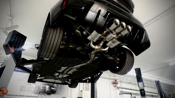 Endschalldämpfer mit 1x Abgasklappe, 1 Mittelschalldämpfer und 1 Vorschalldämpfer.Endrohre 3x100mm Typ 25 passend für: Honda Civic Generation 11 Type R